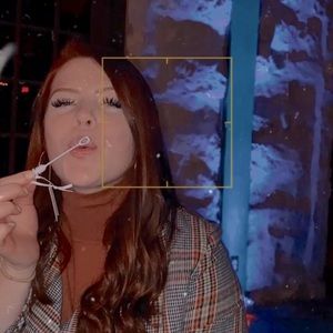 Meet your Posher, Halie